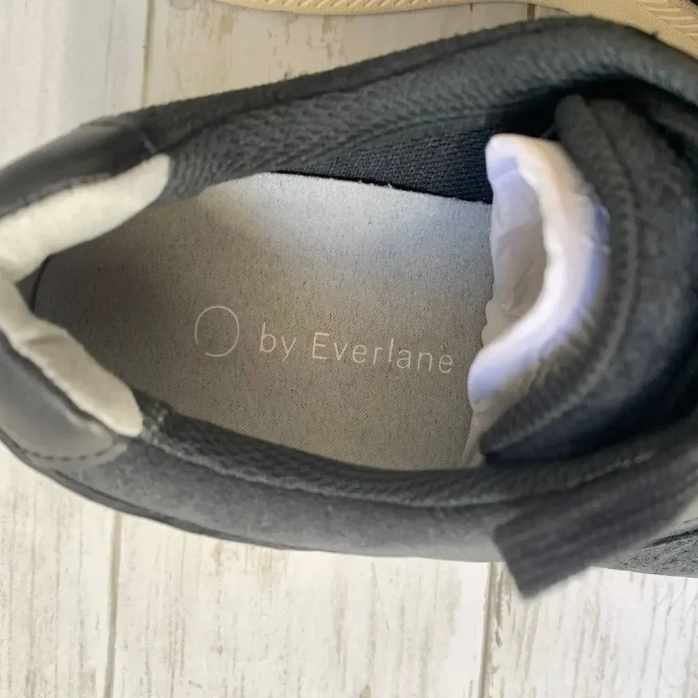 Everlane new tread